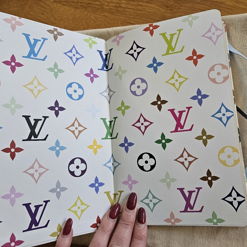 Louis vuitton 2025 Murikami Jane Notebook - Picture 6 of 10